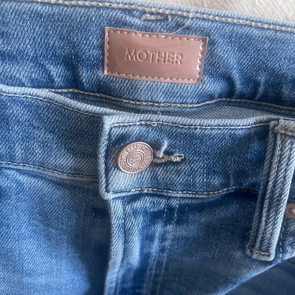 MOTHER The Mid-Rise Rider Skimp Jeans